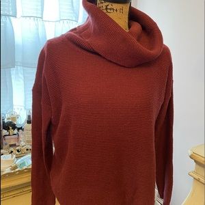 Turtle neck sweater
